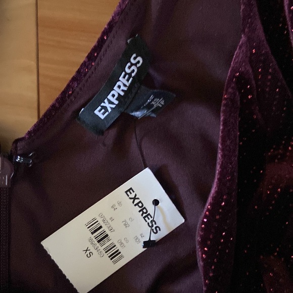 NWT Express maroon sparkly plunging sweetheart long sleeve velvet minidress XS - Picture 4 of 7
